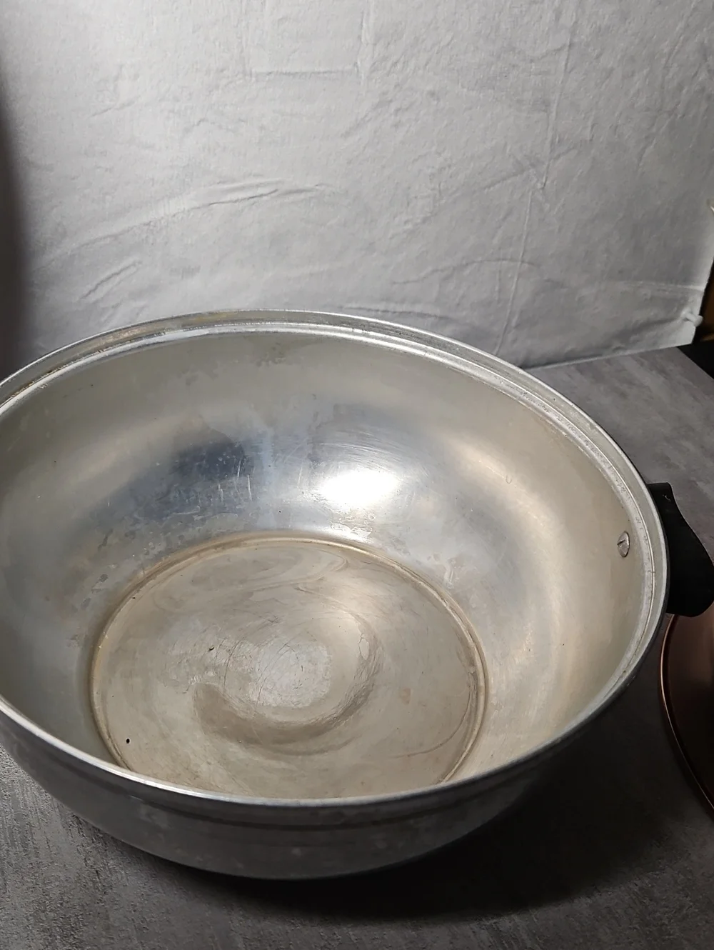 West Bend Vintage Bun Oven